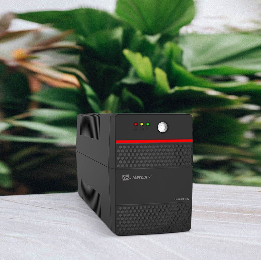 Mercury Maverick UPS Battery UK Power Cord